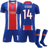 PSG 2026-27 gyermek mezgarnitúra Doué felirattal sportszár nélkül