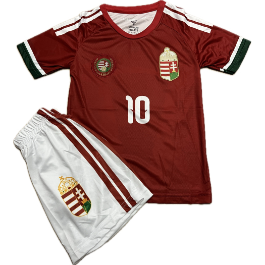 Magyar hímzett címeres hazai válogatott 2024 EB szurkolói mezgarnitúra SZOBOSZLAI felirattal.