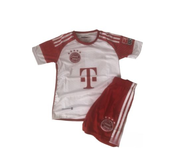 Bayern München 2023/24 gyermek mezgarnitúra Musiala felirattal 