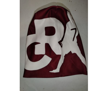 Finom polár Ronaldo téli sapka 10 évtől