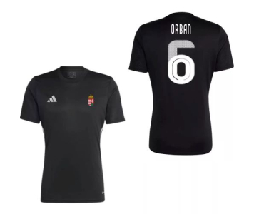 Magyar Adidas focimez Orbán Willi felirattal
