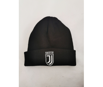 Juventus hímzett címeres kötött sapka 