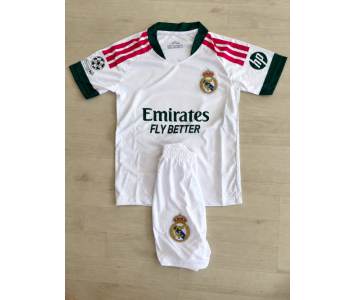 Real Madrid 202627 hazai mezgarnitúra Valverde felirattal